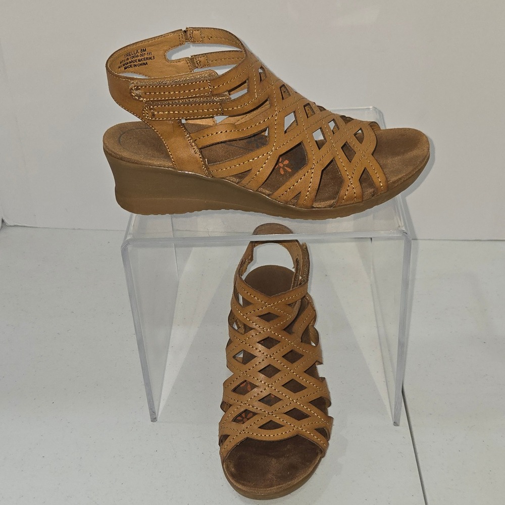 Baretraps Trella Tan Strappy Wedge Sandals Womens 8M BTS18-10698-007-111